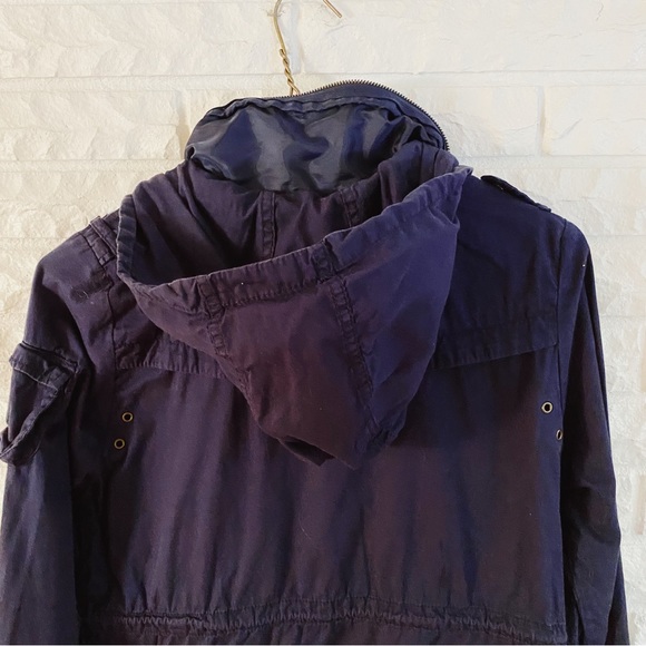 H&M Lightweight Jacket - Picture 2 of 4